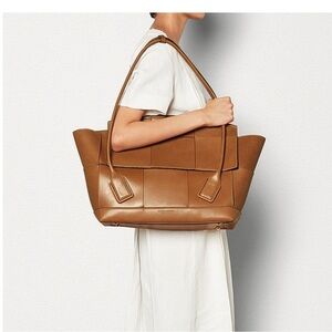 Bottega Veneta Large Arc Bag